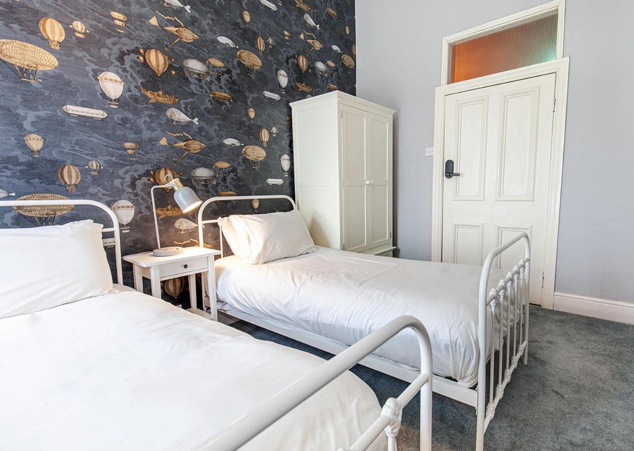The Valley House Luaran gambar