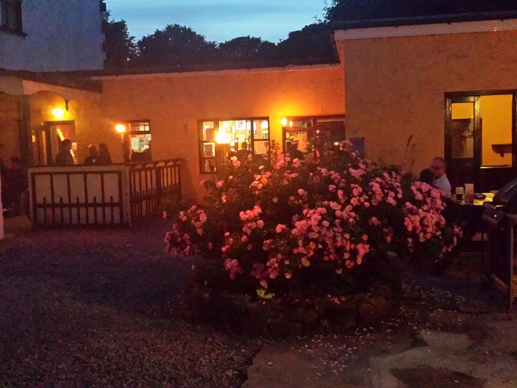 The Valley House Bilik gambar